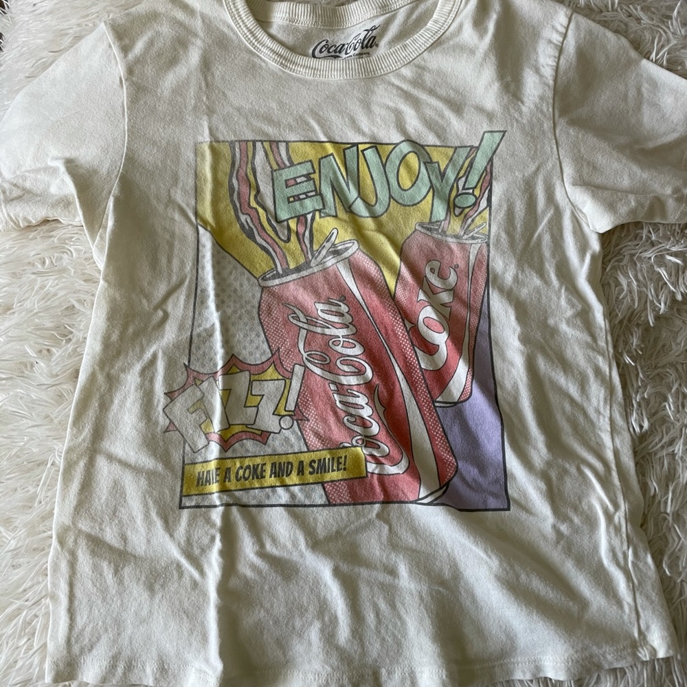 graphic tee